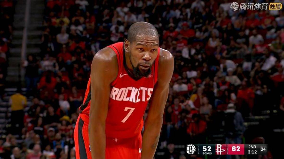 勒沃库森客场3-1狼堡，蒂尔曼传射，霍夫曼、塔普索巴建功（勒沃库森做客3比1力克狼堡，蒂尔曼传射，霍夫曼与塔普索巴破门）